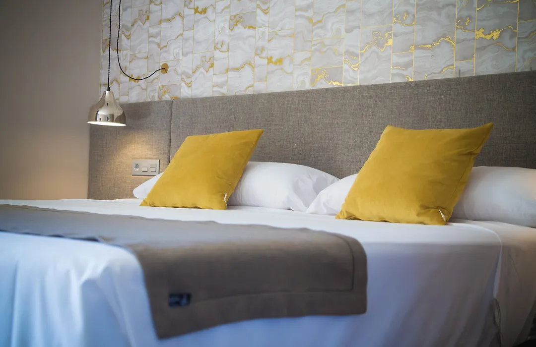 Ona Marbella Inn-1